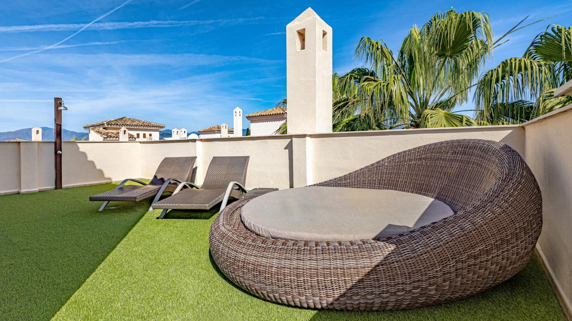 Vacation I Private Heated Swimming Pool, Walking Distance To Puerto Banus, Security 24-7, Bbq, Wifi Apartment